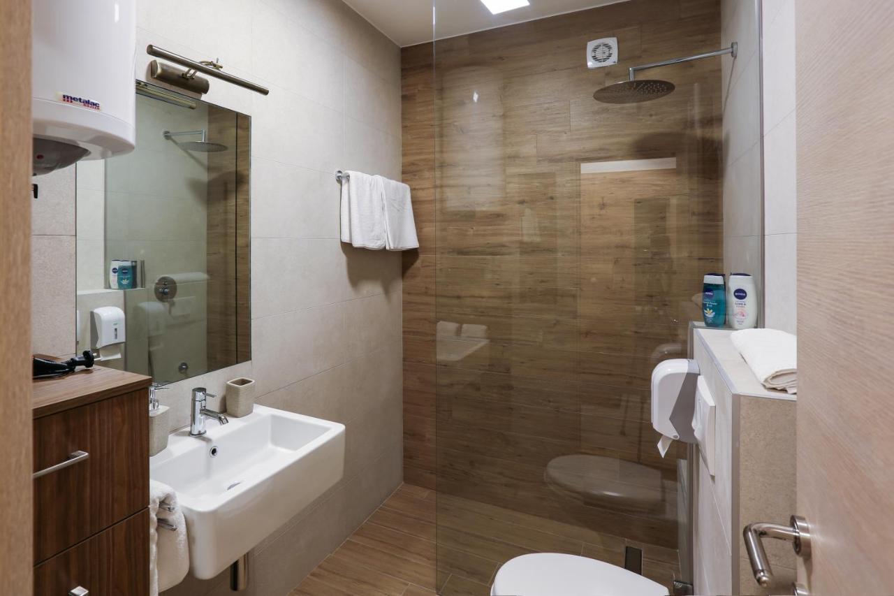 Apartment Promenada 30 Novi Sad Ngoại thất bức ảnh