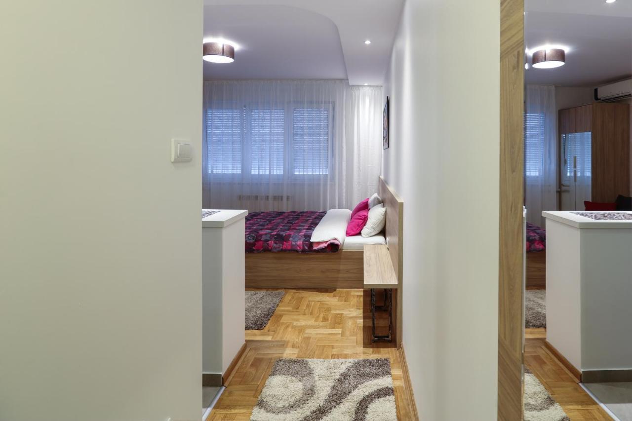 Apartment Promenada 30 Novi Sad Ngoại thất bức ảnh