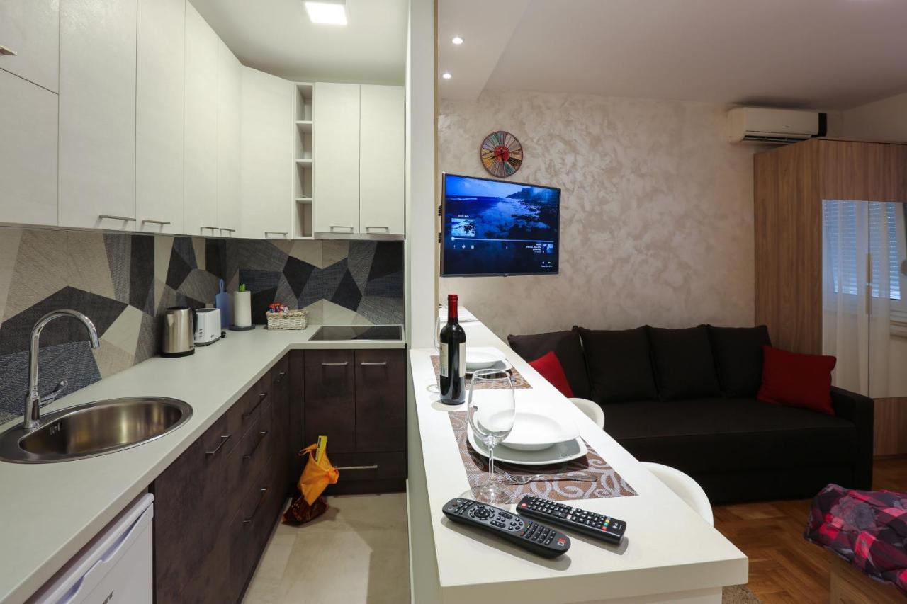 Apartment Promenada 30 Novi Sad Ngoại thất bức ảnh